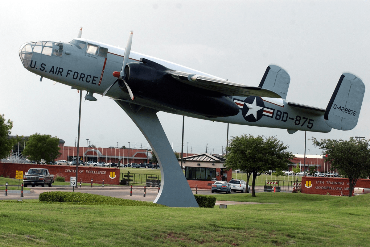 Goodfellow Air Force Base - TDY lodging and off-base housing