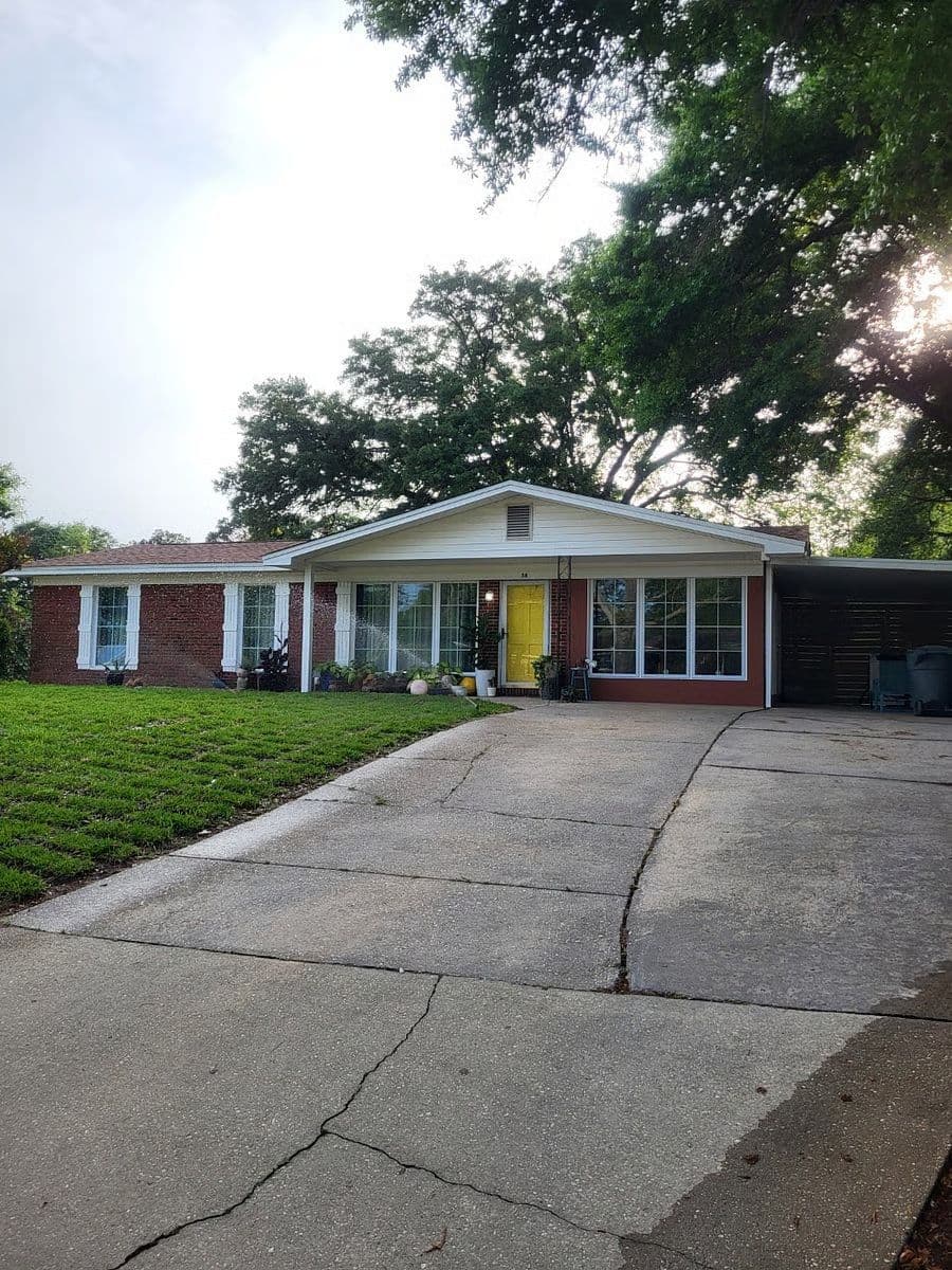 Renovated 3BR Home Near Hurlburt AFB | Family-Friendly & Move-In Ready