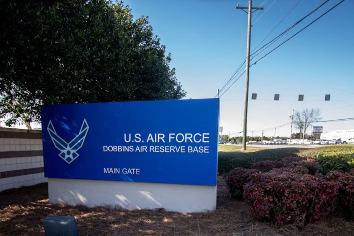 Dobbins Air Reserve Base - TDY lodging and off-base housing
