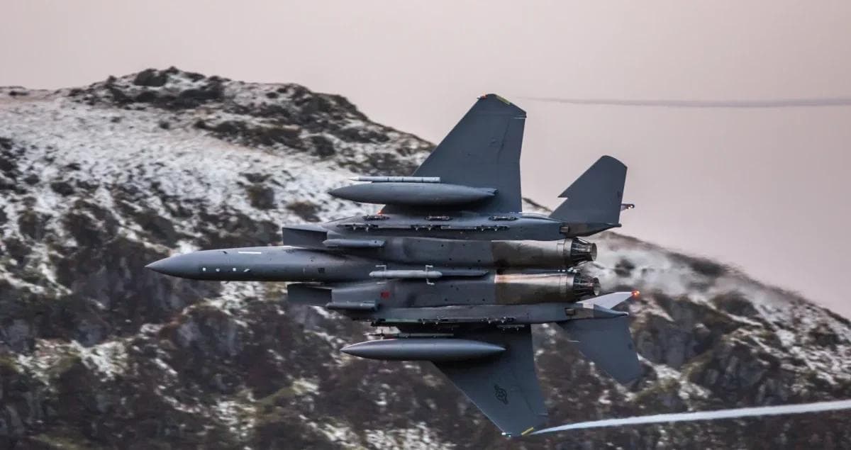 Base-approved lodging near Luke AFB for aircrew / students