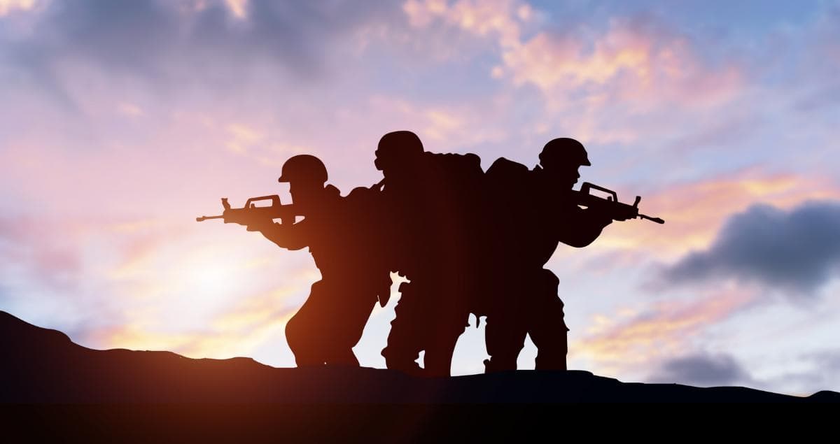 Which neighborhoods near Luke AFB have the lowest crime rates