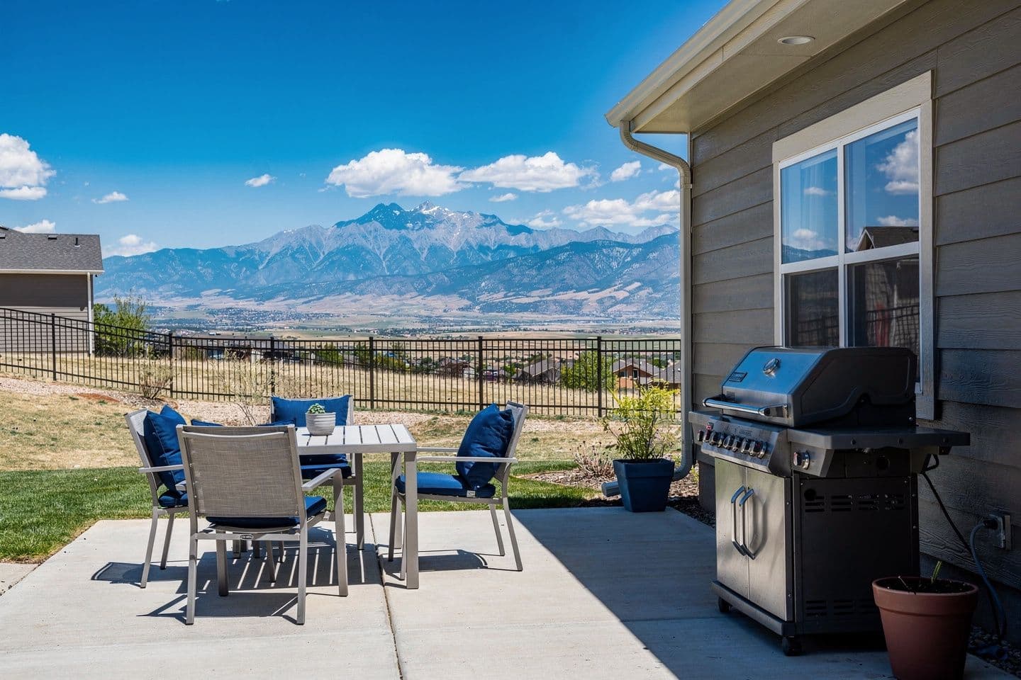 TDY Housing Near Peterson SFB: Colorado Springs Off-Base Lodging Guide