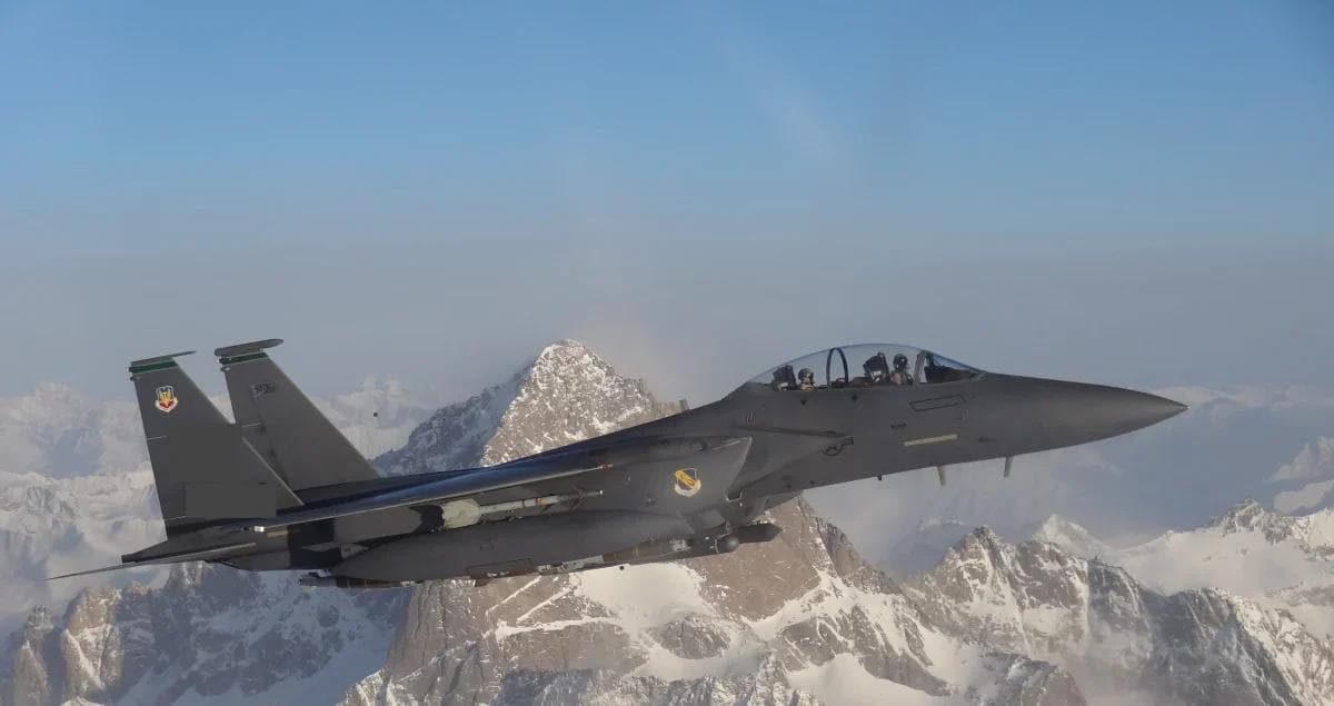 Which rental platforms list verified military housing near Luke AFB