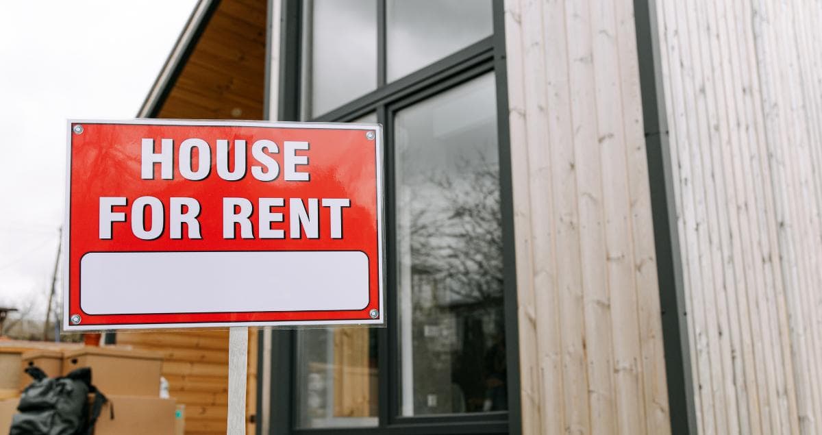 Military TDY vs Vacation Rentals: Which Is More Stable Income?