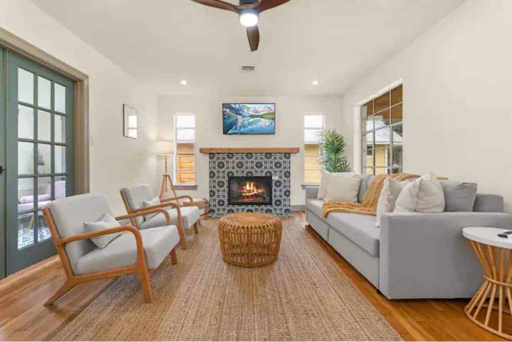 2-Bed Condo in Downtown San Antonio Near River Walk