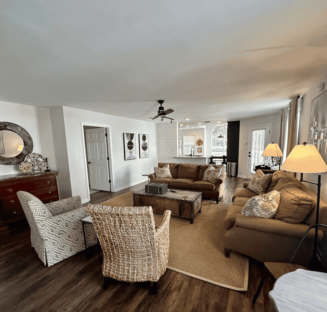 Valdosta I 2BR 1BA Apartment Moody AFB - Modern, Cozy