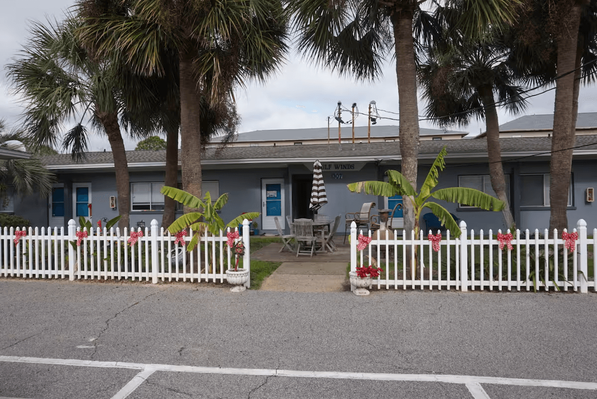 Beachside 2BR Condo with Private Yard Near Hurlburt AFB