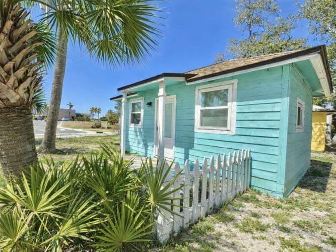 Camp Brooks: Cottages on the Coast - Unquestionably Quaint. Unforgettably Fun.