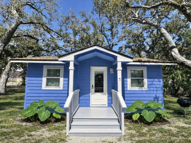 Camp Brooks: Cottages on the Coast - Unquestionably Quaint. Unforgettably Fun.