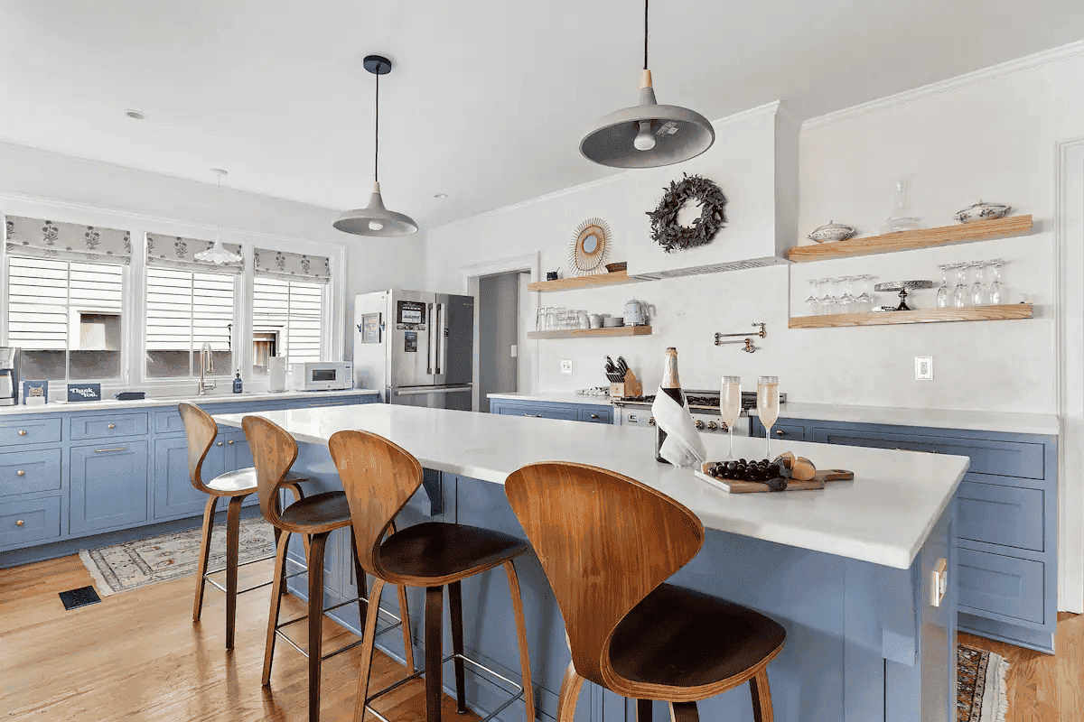 Renovated 2BR Home in Downtown Charleston Near King St