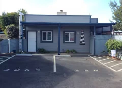 Charming 1BR TDY Cottage Near Vandenberg Space Force Base in Morro Bay