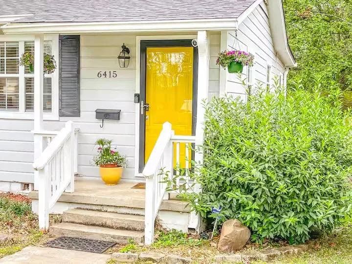 Charming 2BR Bungalow Near Little Rock AFB with Fenced Yard & Deck
