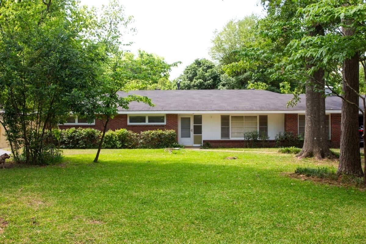 Charming 3BR Home Near Maxwell AFB – Comfort, Convenience & Southern Style