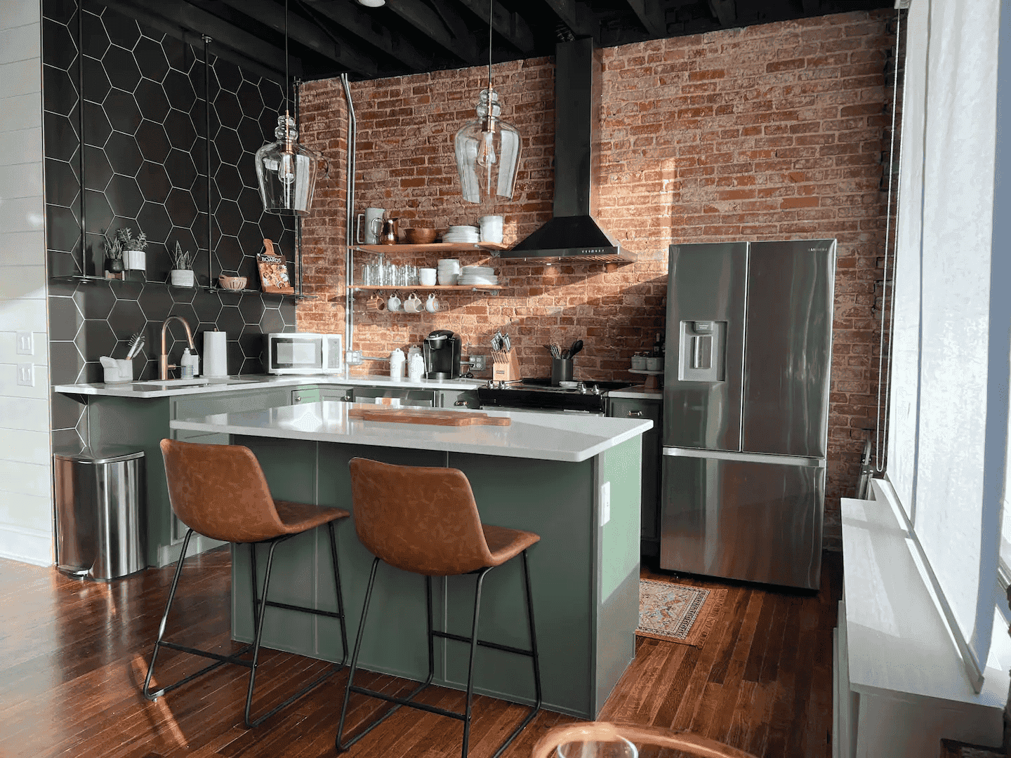 Downtown 2BR 2BA Loft Cannon AFB - Stylish, Modern, Loft