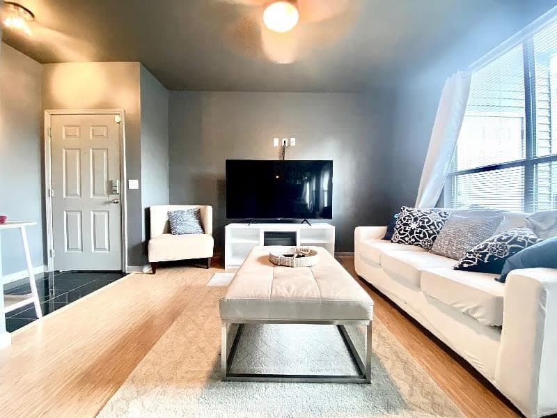 2BR Riverfront Condo Little Rock AFB - Pool, Gated, Wi-Fi