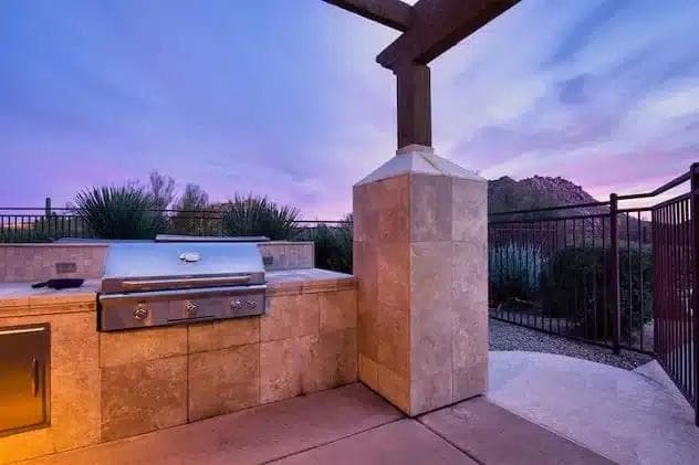 Scottsdale 2BR 2BA Condo Luke AFB - Modern, Prime, Pool