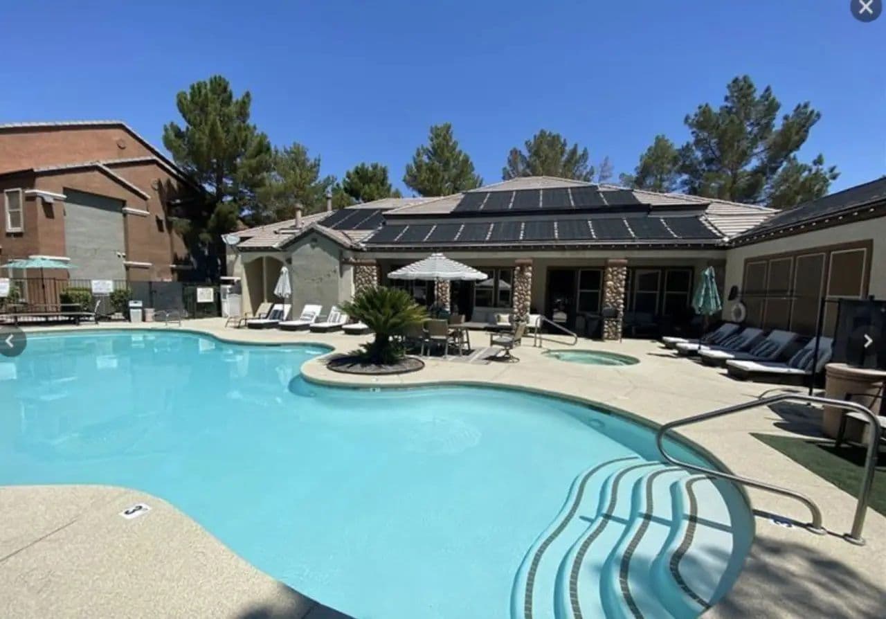 1BR Condo Nellis AFB - Gated, Gym, Spa, No Stairs, Furnished
