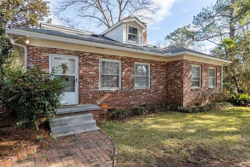 Cozy 2BR TDY Retreat Near Shaw AFB | Quiet, Pet-Friendly & Fully Equipped