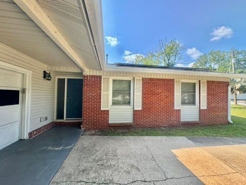 Florida Cottage with Home Gym Near Eglin AFB