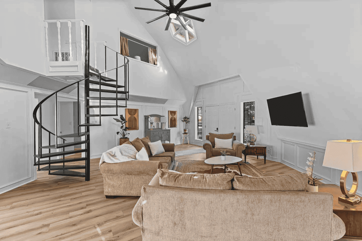N Bossier Home Barksdale AFB - Modern, Private, Convenient