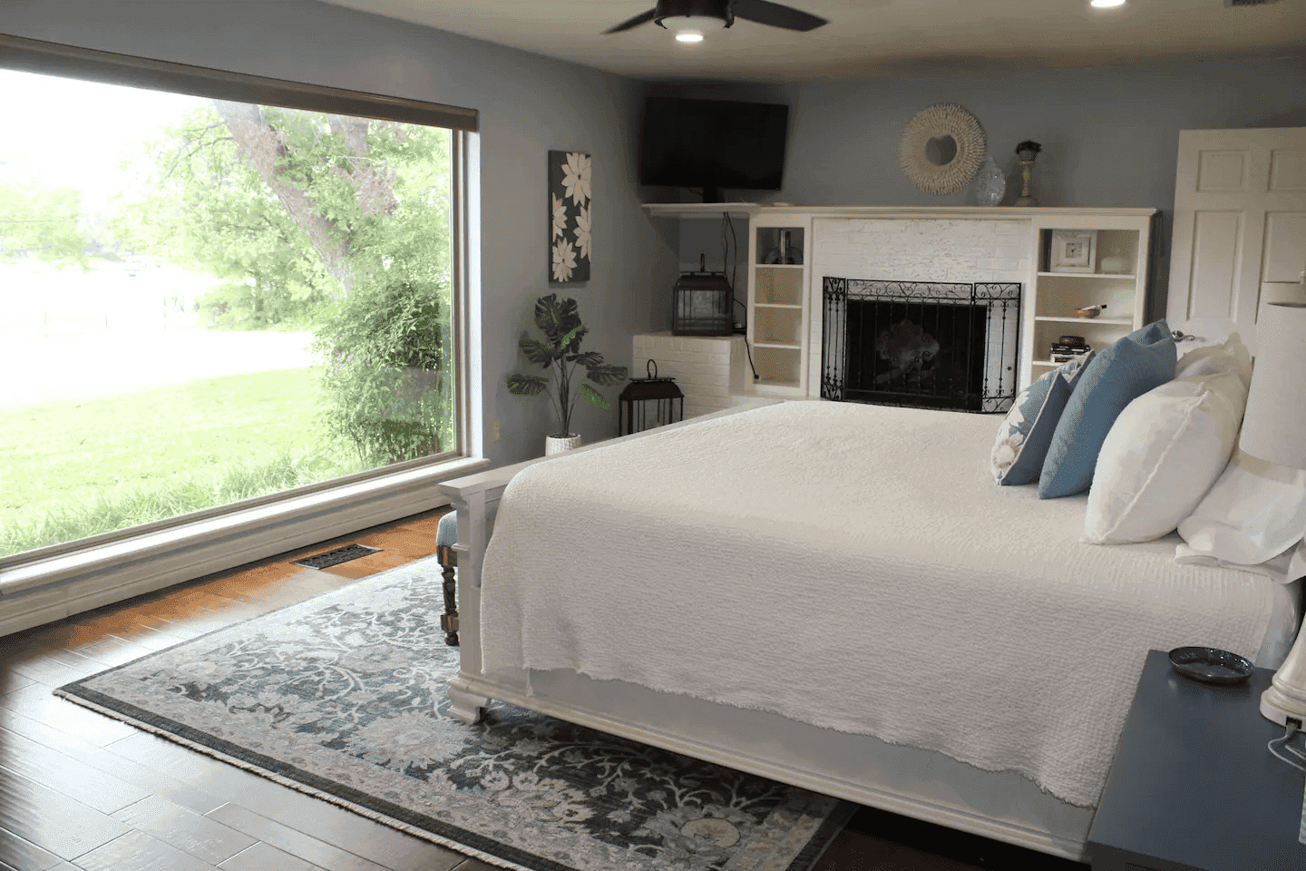 Lake 3BR 2BA Home Dyess AFB - Stunning Views, Modern