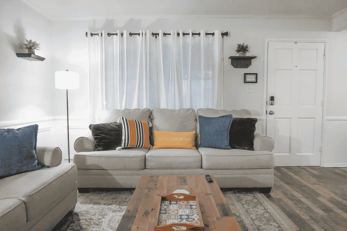 Lancaster I 4BR 2BA Home Edwards AFB - Renovated, Modern