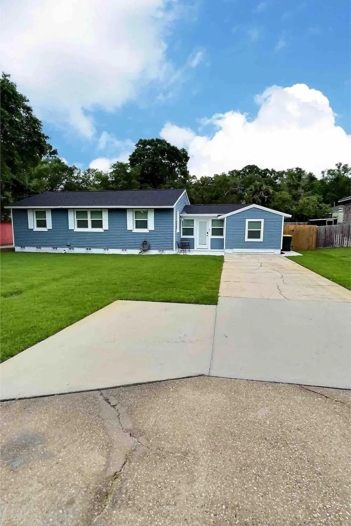 Garniers Beach 4BR Home Hurlburt AFB - Pet Friendly, 2 min Beach