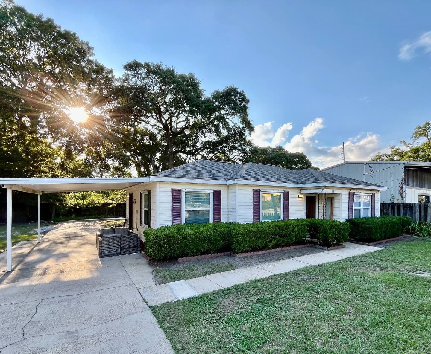 Sandbox A 3BR 1BA Keesler AFB - Walk Base, Beach