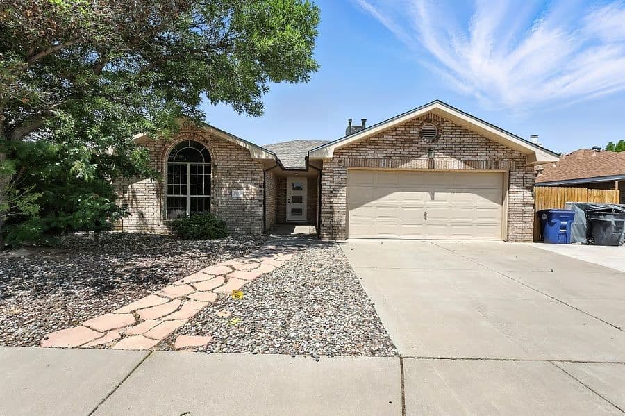 Kirtland AFB 3BR 2BA Home – Luxury, Central, Quiet