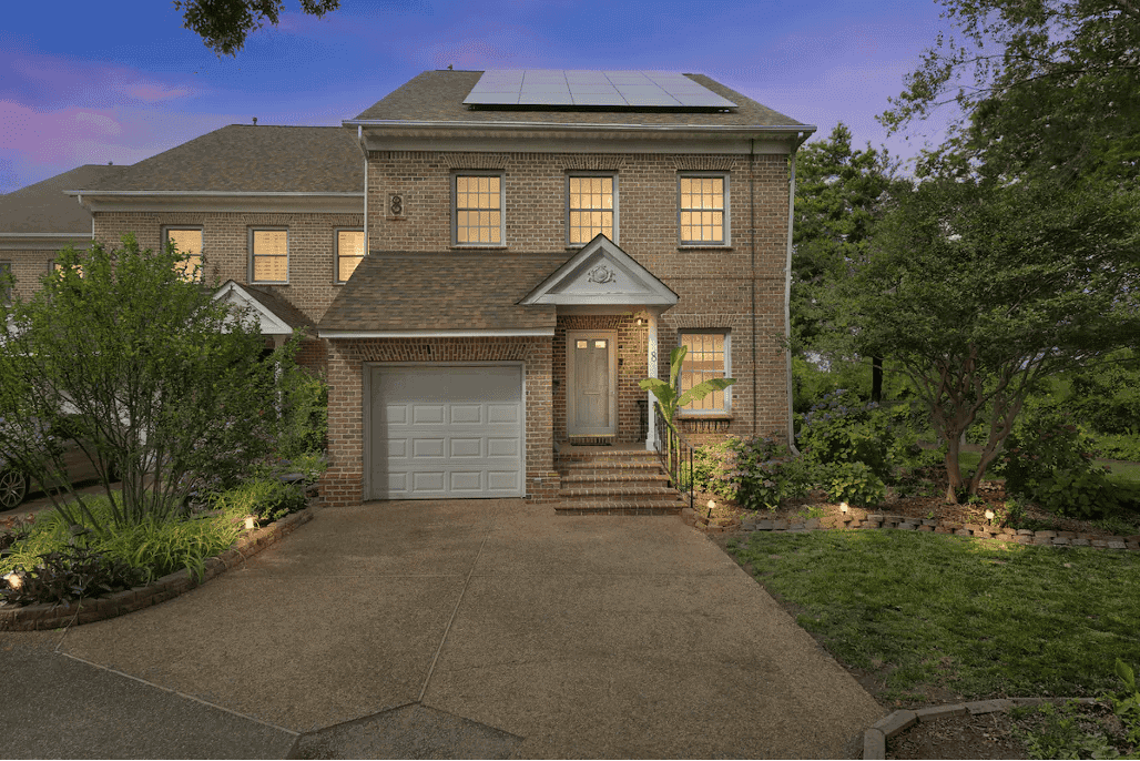 Hampton II 3BR 3BA Home Langley AFB - Bright, Modern, Cozy