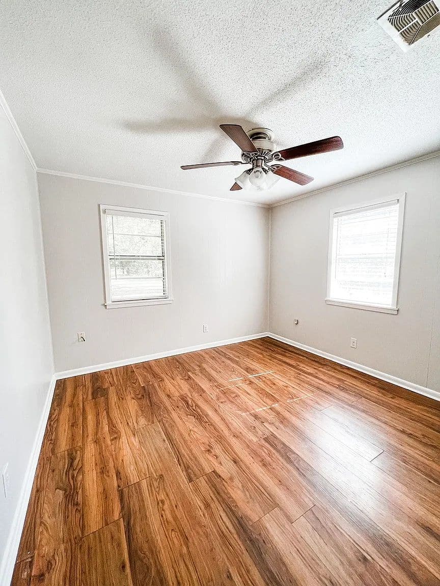 Charming 3BR Home Little Rock AFB - Quiet, Fenced Yard
