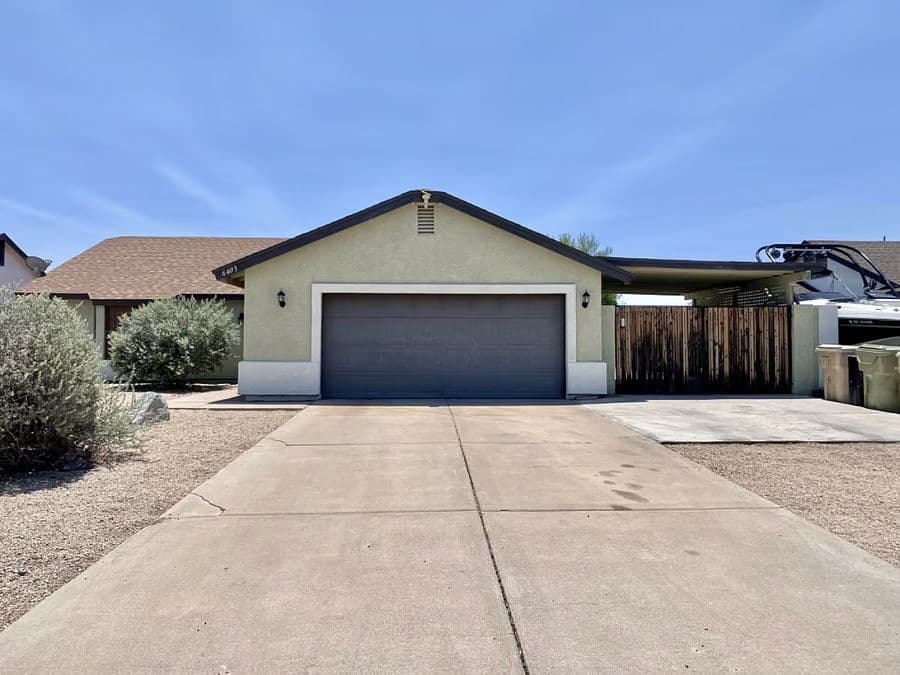 Modern 3BR 2BA Home Luke AFB - Garage, 2 Pools, Prime Location