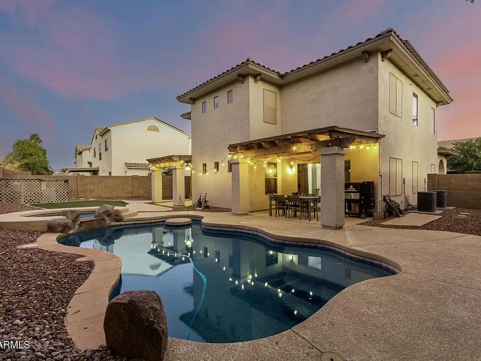 Surprise Staycation 6BR Home Luke AFB - Pool, Spring Training