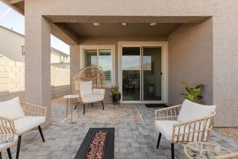Verrado 2BR 2BA Home Luke AFB - Modern, Cozy, Backyard