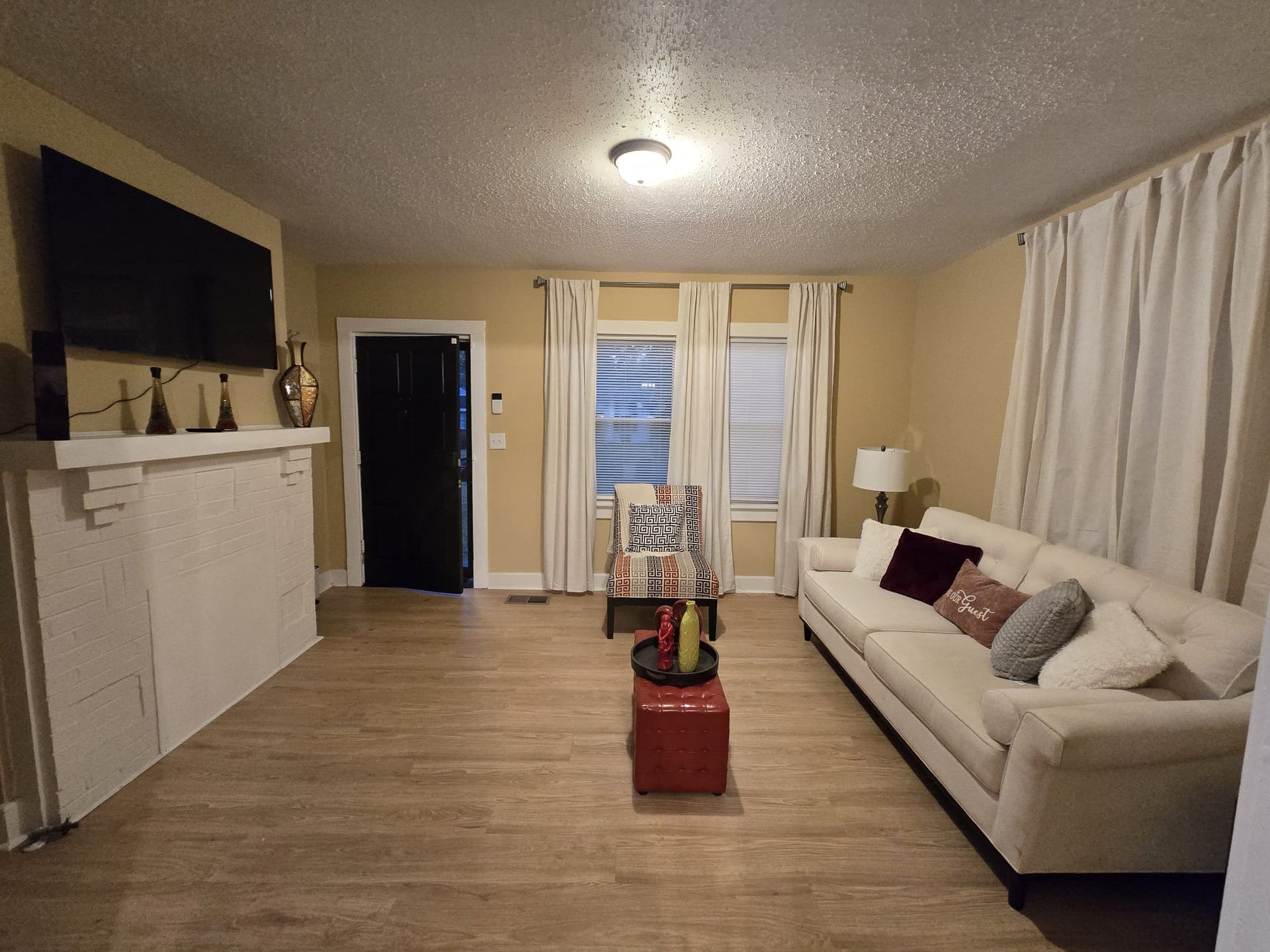 Cozy 2BR 2BA Cottage Maxwell AFB - Central, Quiet Retreat