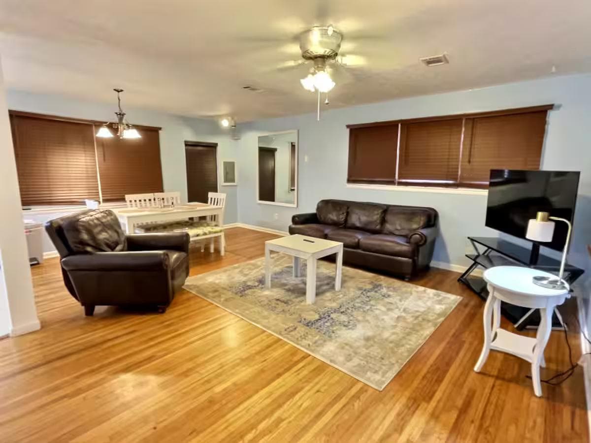 Modern 3BR 1BA Home Maxwell AFB - Pet Friendly, Remodeled