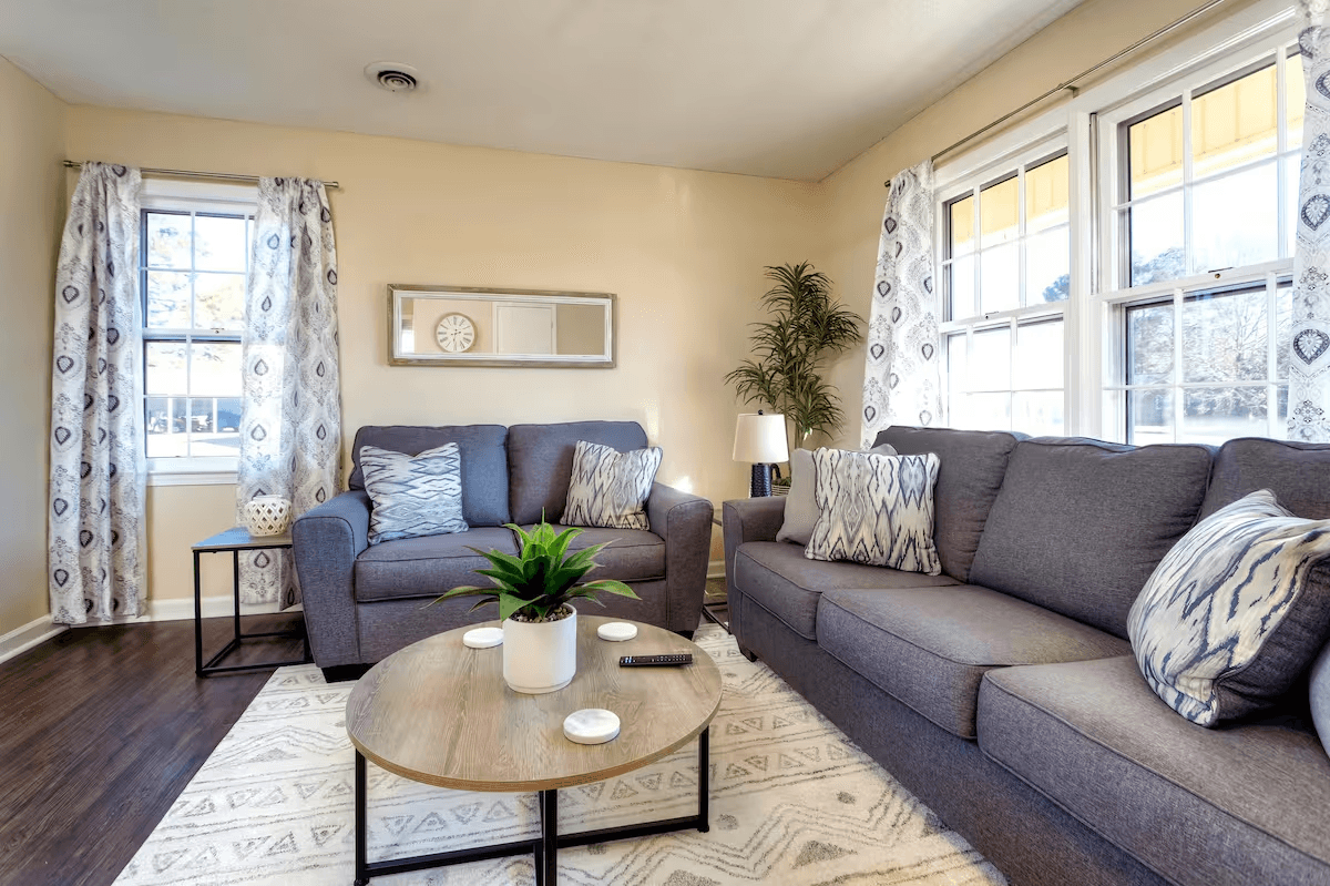 Modern 2BR 2BA Home Shaw AFB - King Bed, Pet, Fenced Yard