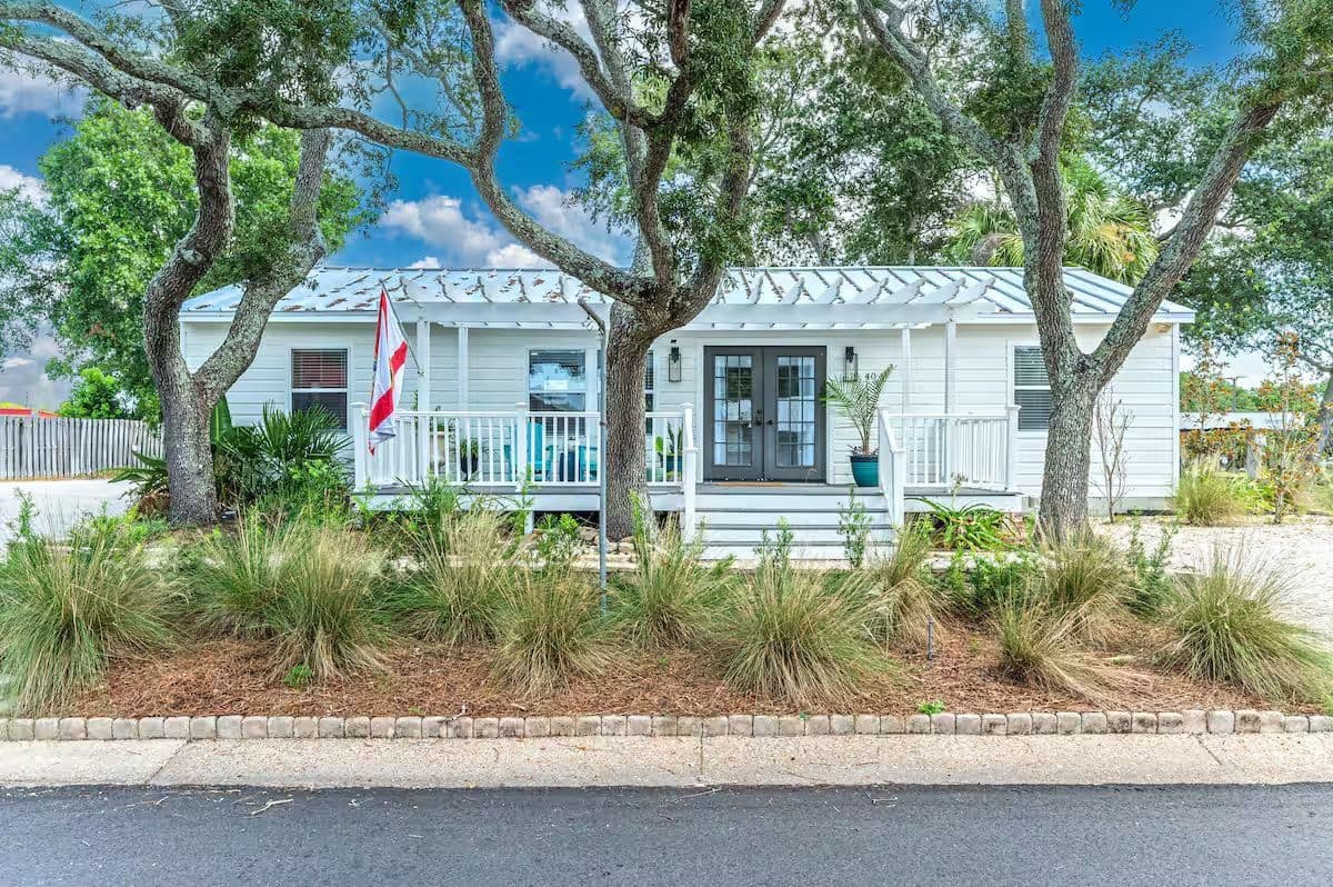 Hurlburt / Eglin 2 bed New House - Walk to Water & Restaurants