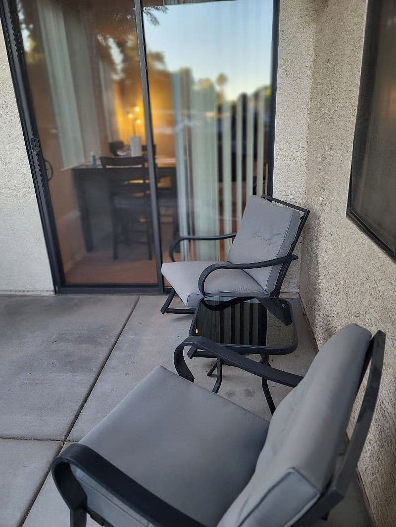 Modern 1-Bed Oasis | TDY Hero | Near Luke AFB | Resort-Style Amenities & Prime Location