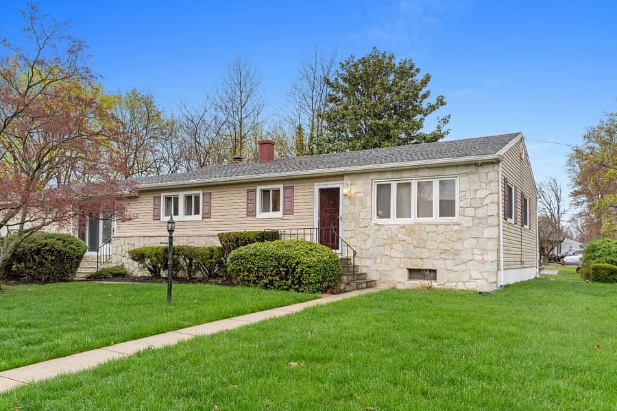Modern 3BR Ranch Retreat Near Joint Base McGuire-Dix-Lakehurst with Private Office