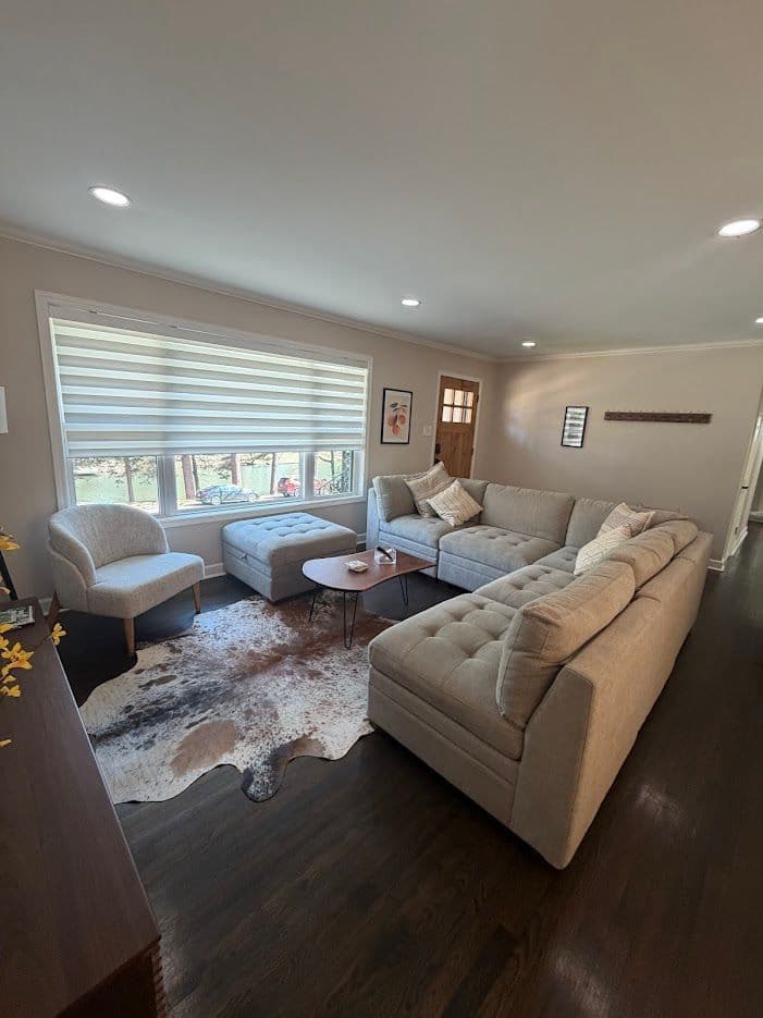 Newly remodeled MCM On the lake in Lakewood, North Little Rock - 2BR with Study