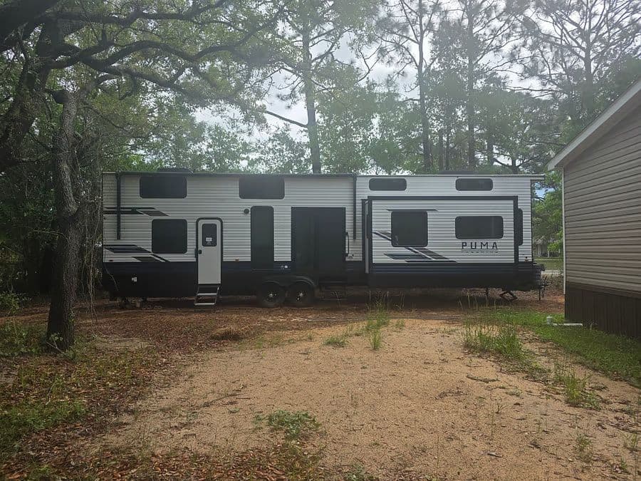 Peaceful 1BR TDY RV Retreat Near Naval Air Station Pensacola