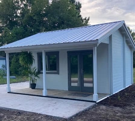 Peaceful Tiny House Retreat Near Naval Submarine Base Kings Bay & Amelia Island