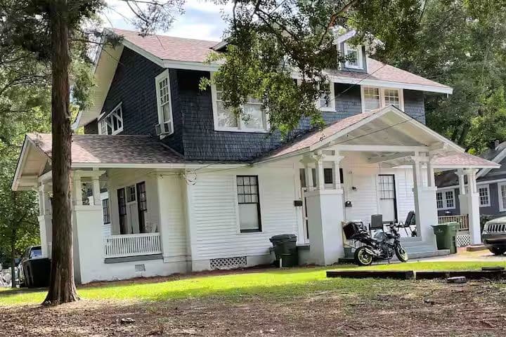 Pet-Friendly 1BR/1BA Private Oasis Near Maxwell AFB