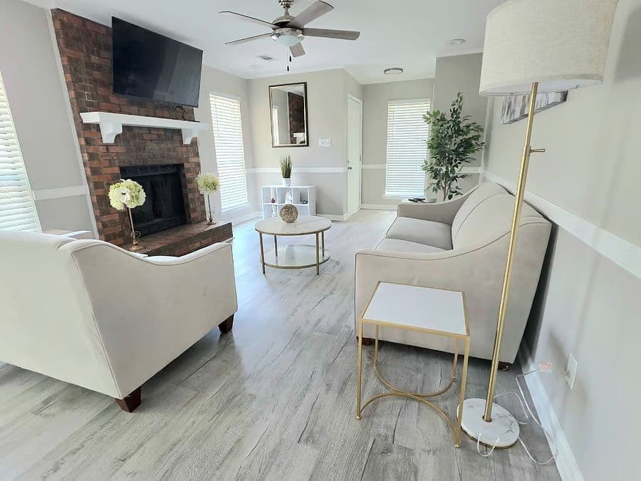 Pet-Friendly 2BR/2BA Near Maxwell AFB | Newly Remodeled & Furnished
