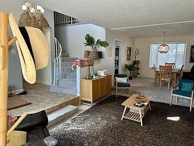 Pet-Friendly 3BR / 3BA Home Near Kirtland AFB in Safe NE Albuquerque Neighborhood
