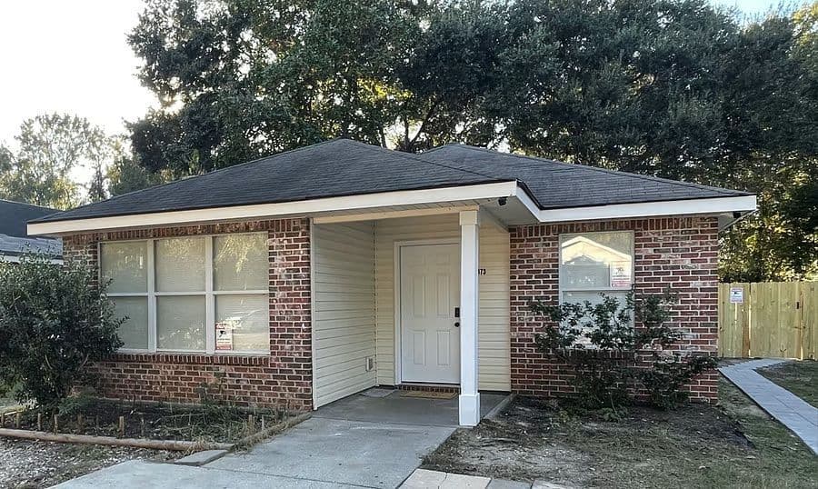 Pet-Friendly Luxury 1BR/1BA Near Keesler AFB | Private Entrance