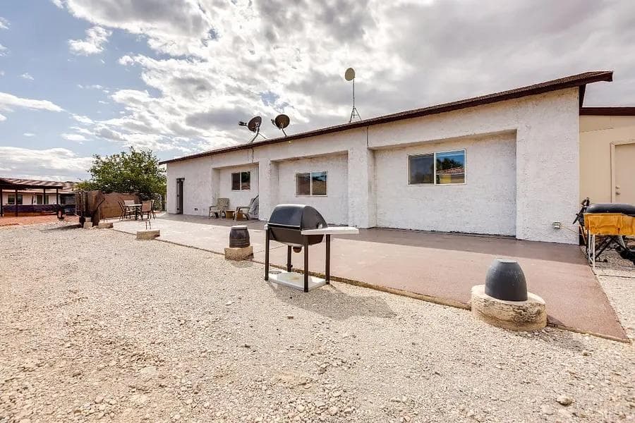 Spacious 2BR/2BA Private Home Near Nellis AFB with Pool, Hot Tub & Mountain Views