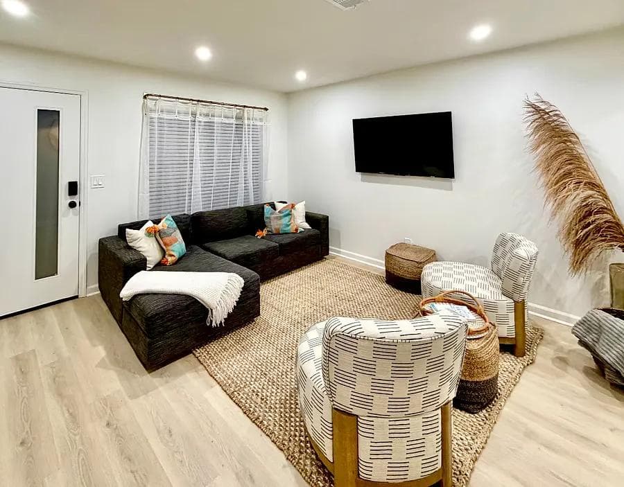 Remodeled 2BR Townhome in Downtown Fort Walton Near Hurlburt AFB