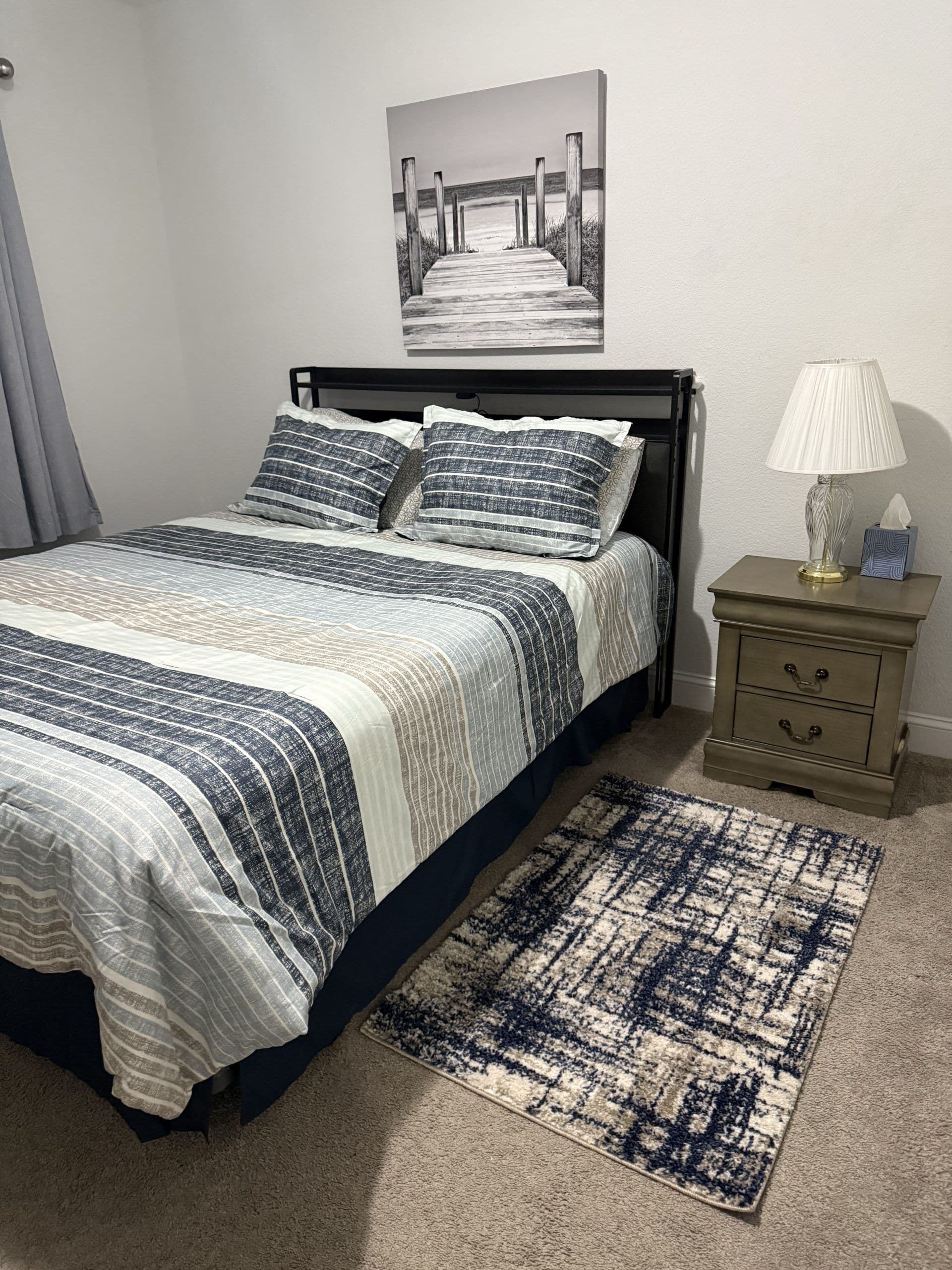 Cozy Room Langley AFB - Near NASA, Beach, Shared Kitchen